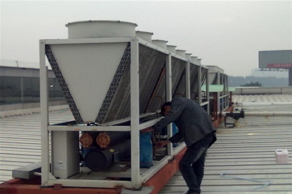 夏季中央空調保養