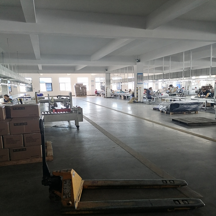 車間安裝中央空調系統